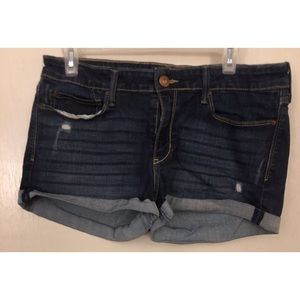 Denizen jean Levi shorts.